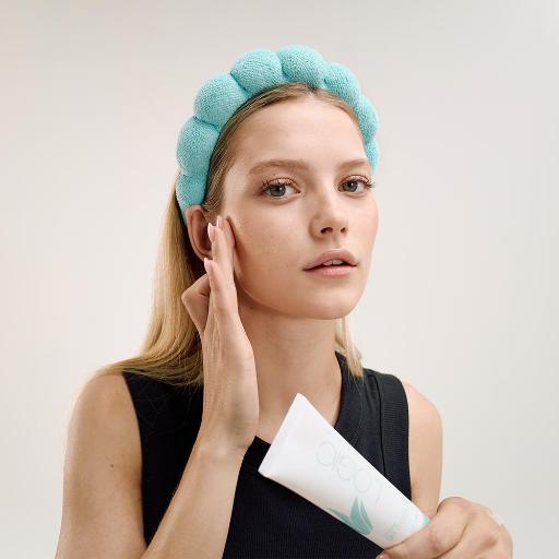 LOGIC SOOTHING GEL MOISTURIZER - Forever Care