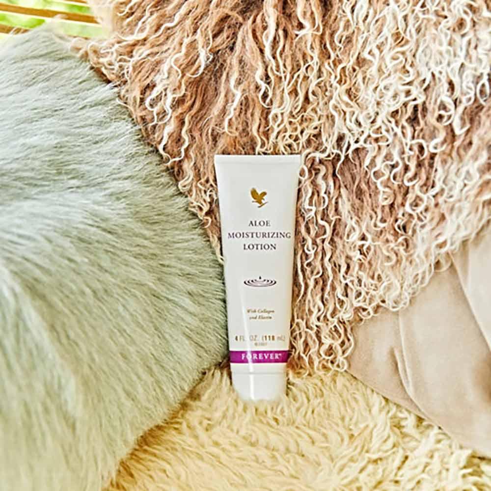 ALOE MOISTURIZING LOTION - Forever Care
