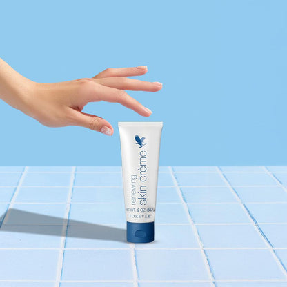 RENEWING SKIN CRÈME - Forever Care