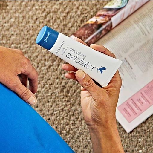 SMOOTHING EXFOLIATOR - Forever Care